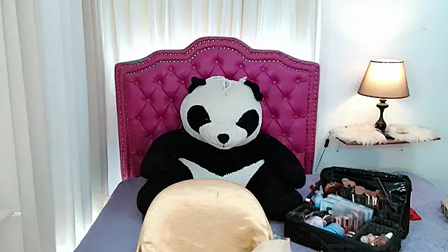 DreamLADYBOY online show from 25, 4, 2026