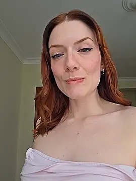 Evelyn Jade online show from 8, 5, 2026