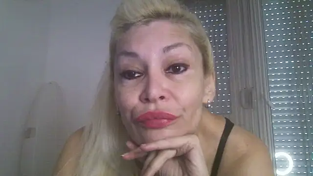 Snapshot of EvaaMina chatting on 20, 10, 2025 EvaaMina online show from 20, 10, 2025