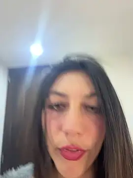MiaJones21 online show from 31, 7, 2026