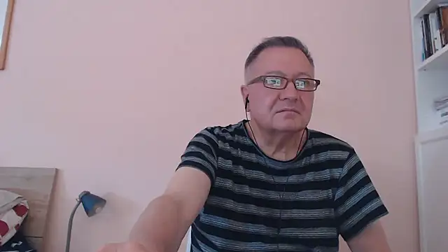 YOU6me online show from 15, 9, 2025