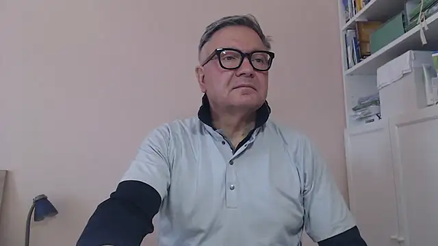 Snapshot of YOU6me chatting on 26, 5, 2026 YOU6me online show from 26, 5, 2026