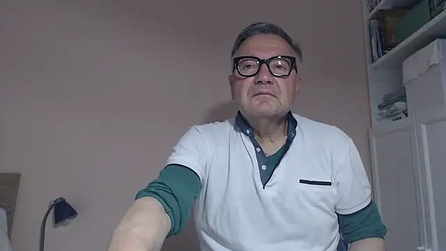Snapshot of YOU6me chatting on 1, 6, 2026 YOU6me online show from 1, 6, 2026