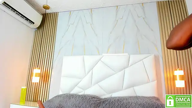 lissetlong69 online show from 4, 2, 2025