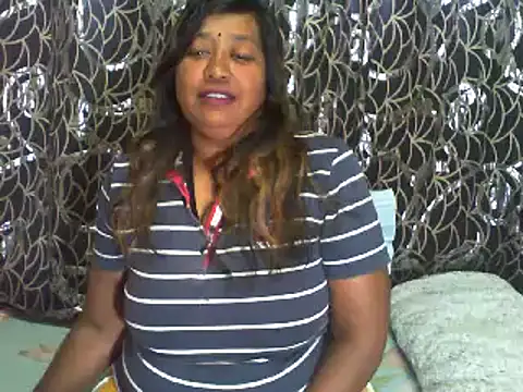 Snapshot of Mammabear_4u chatting on 15, 12, 2024 Mammabear 4u online show from 15, 12, 2024