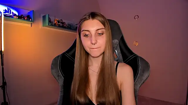 CassiaBlade1 online show from 14, 1, 2025