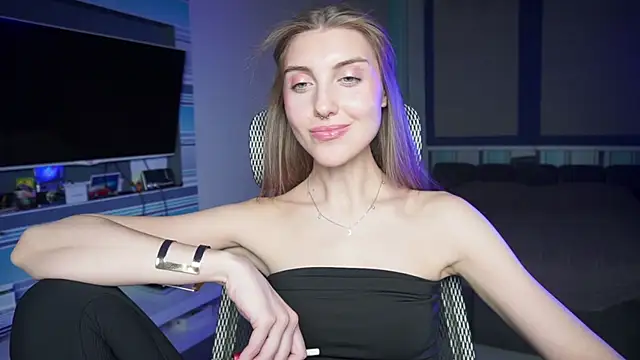 CassiaBlade1 online show from 29, 9, 2025