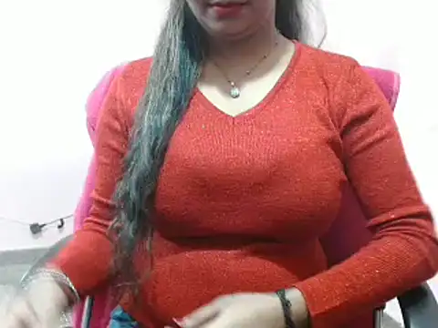 LovingPihu online show from 3, 2, 2025