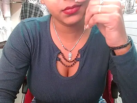 LovingPihu online show from 8, 2, 2026