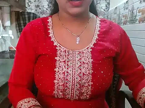 LovingPihu online show from 8, 3, 2026