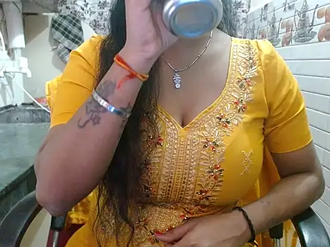 LovingPihu online show from 23, 3, 2026