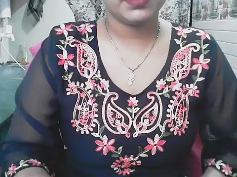 LovingPihu online show from 12, 6, 2026