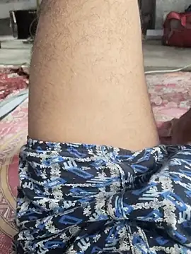 Cute boy 690 online show from 1, 10, 2025