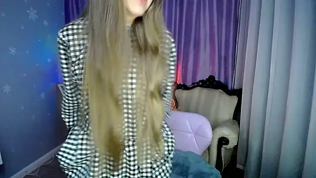 Snapshot of queen_a_n_i chatting on 31, 12, 2024 queen a n i online show from 31, 12, 2024