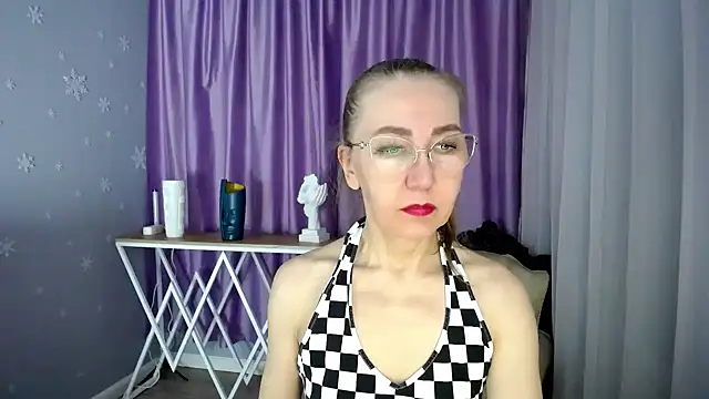 Snapshot of queen_a_n_i chatting on 26, 2, 2025 queen a n i online show from 26, 2, 2025