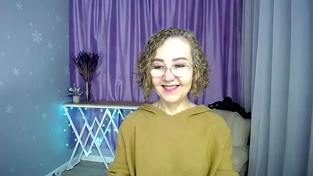 queen a n i online show from 10, 6, 2026