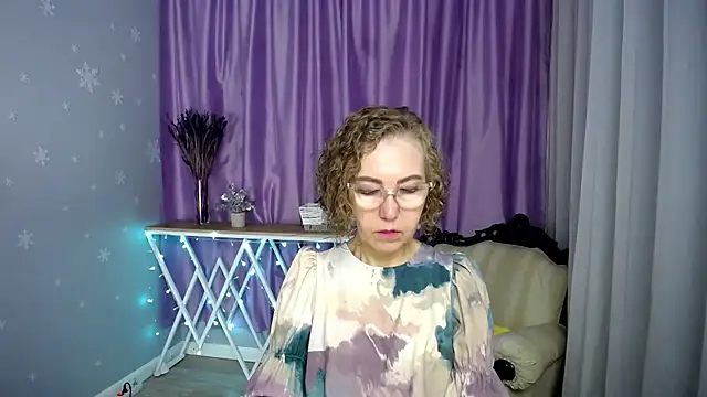 Snapshot of queen_a_n_i chatting on 20, 6, 2026 queen a n i online show from 20, 6, 2026