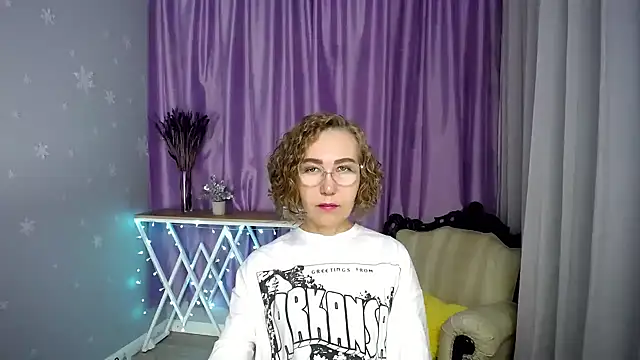 Snapshot of queen_a_n_i chatting on 29, 6, 2026 queen a n i online show from 29, 6, 2026