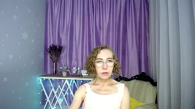 Snapshot of queen_a_n_i chatting on 25, 7, 2026 queen a n i online show from 25, 7, 2026