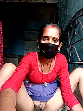 Snapshot of Mohni_Das chatting on 8, 5, 2026 Mohni Das online show from 8, 5, 2026
