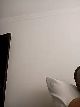 Snapshot of bby2279 chatting on 11, 1, 2026 bby2279 online show from 11, 1, 2026