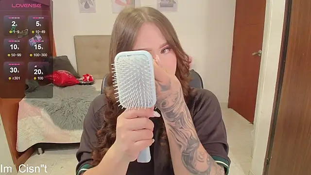 Snapshot of Miley_Baker chatting on 27, 1, 2025 Miley Baker online show from 27, 1, 2025