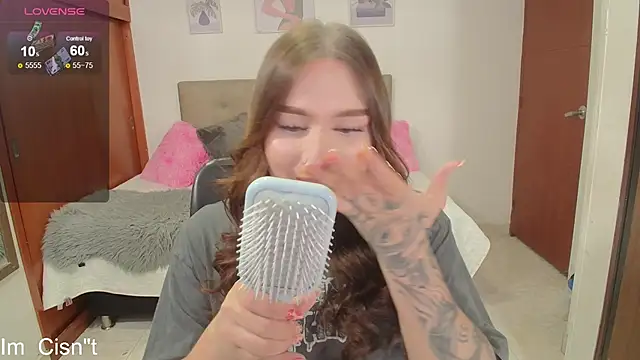 Snapshot of Miley_Baker chatting on 3, 3, 2025 Miley Baker online show from 3, 3, 2025