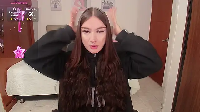 Snapshot of Miley_Baker chatting on 18, 10, 2025 Miley Baker online show from 18, 10, 2025