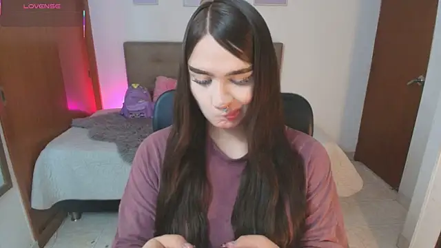 Miley Baker online show from 8, 4, 2026