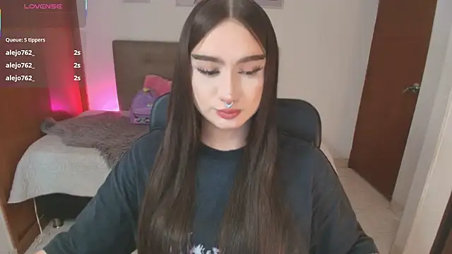 Miley Baker online show from 25, 5, 2026