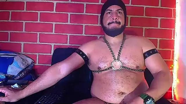 Snapshot of the_master_foal_ chatting on 10, 1, 2025 the master foal online show from 10, 1, 2025