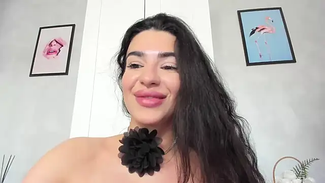 Naila18 online show from 7, 3, 2025