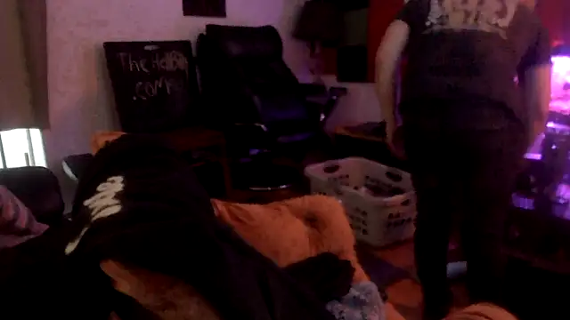 Snapshot of TheHellBilly chatting on 6, 3, 2026 TheHellBilly online show from 6, 3, 2026