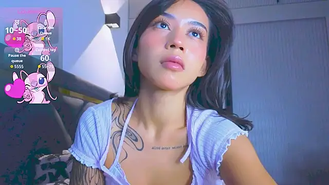 Snapshot of Mia_Tin chatting on 16, 10, 2025 Mia Tin online show from 16, 10, 2025