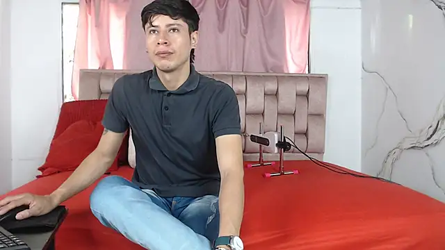 Sexytaty2022 online show from 22, 4, 2026