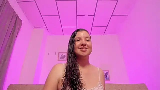Snapshot of BUUNNY_BELLA chatting on 10, 7, 2026 BUUNNY BELLA online show from 10, 7, 2026