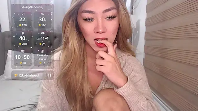 Local Hoelyx online show from 1, 1, 2025