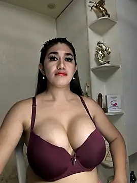 Snapshot of SexyFatHugeCock chatting on 5, 3, 2026 SexyFatHugeCock online show from 5, 3, 2026