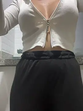 DulceMya6 online show from 17, 7, 2026