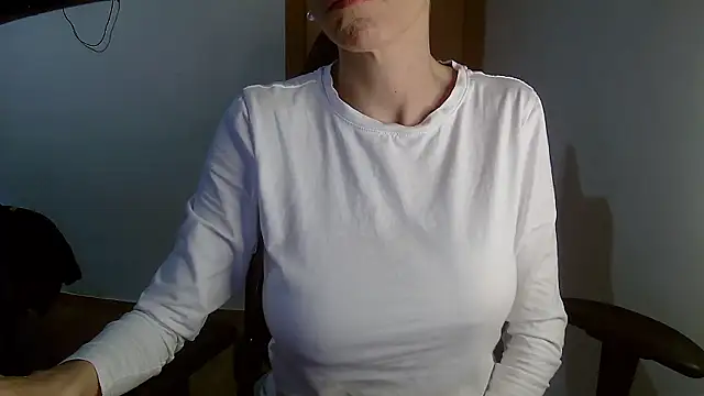 Snapshot of Vampirosa chatting on 12, 1, 2026 Vampirosa online show from 12, 1, 2026