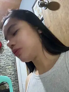 Hebefemme online show from 13, 12, 2025