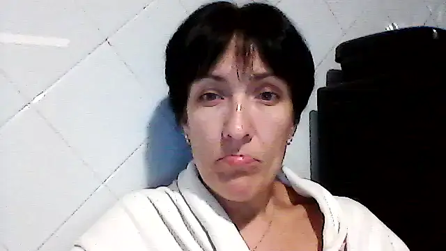 SunnyAmorre online show from 10, 9, 2025