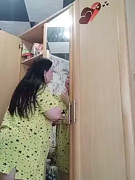 Rini333 online show from 22, 4, 2026