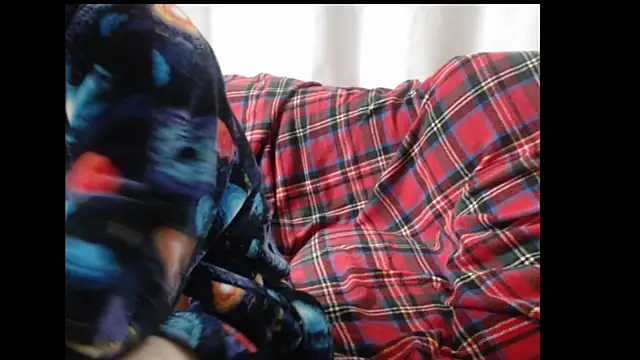 Snapshot of whiskyjane69 chatting on 26, 11, 2025 whiskyjane69 online show from 26, 11, 2025