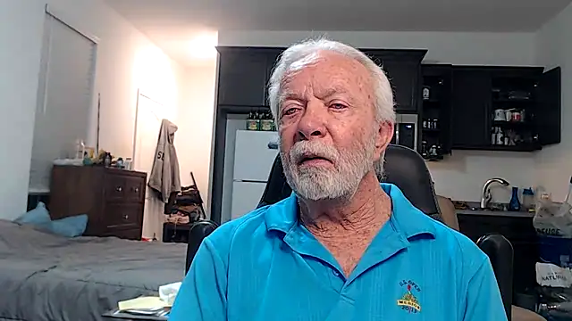 Snapshot of rockpoint69 chatting on 13, 10, 2025 rockpoint69 online show from 13, 10, 2025