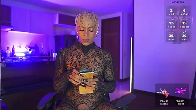 AmberRaus online show from 26, 11, 2025