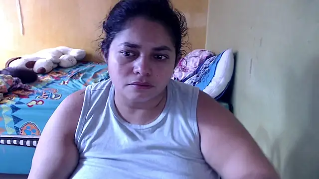 yulieth bbw online show from 18, 4, 2026