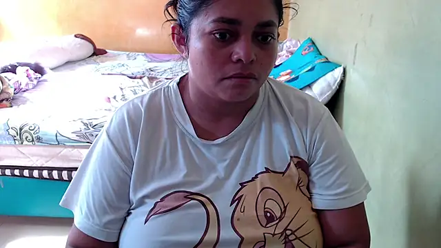 yulieth bbw online show from 26, 4, 2026