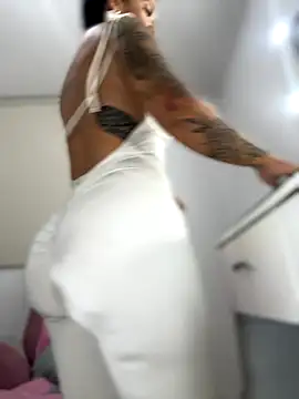 lau ass goddess online show from 14, 11, 2025