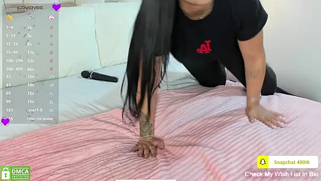 Snapshot of _dinna chatting on 18, 12, 2024 dinna online show from 18, 12, 2024